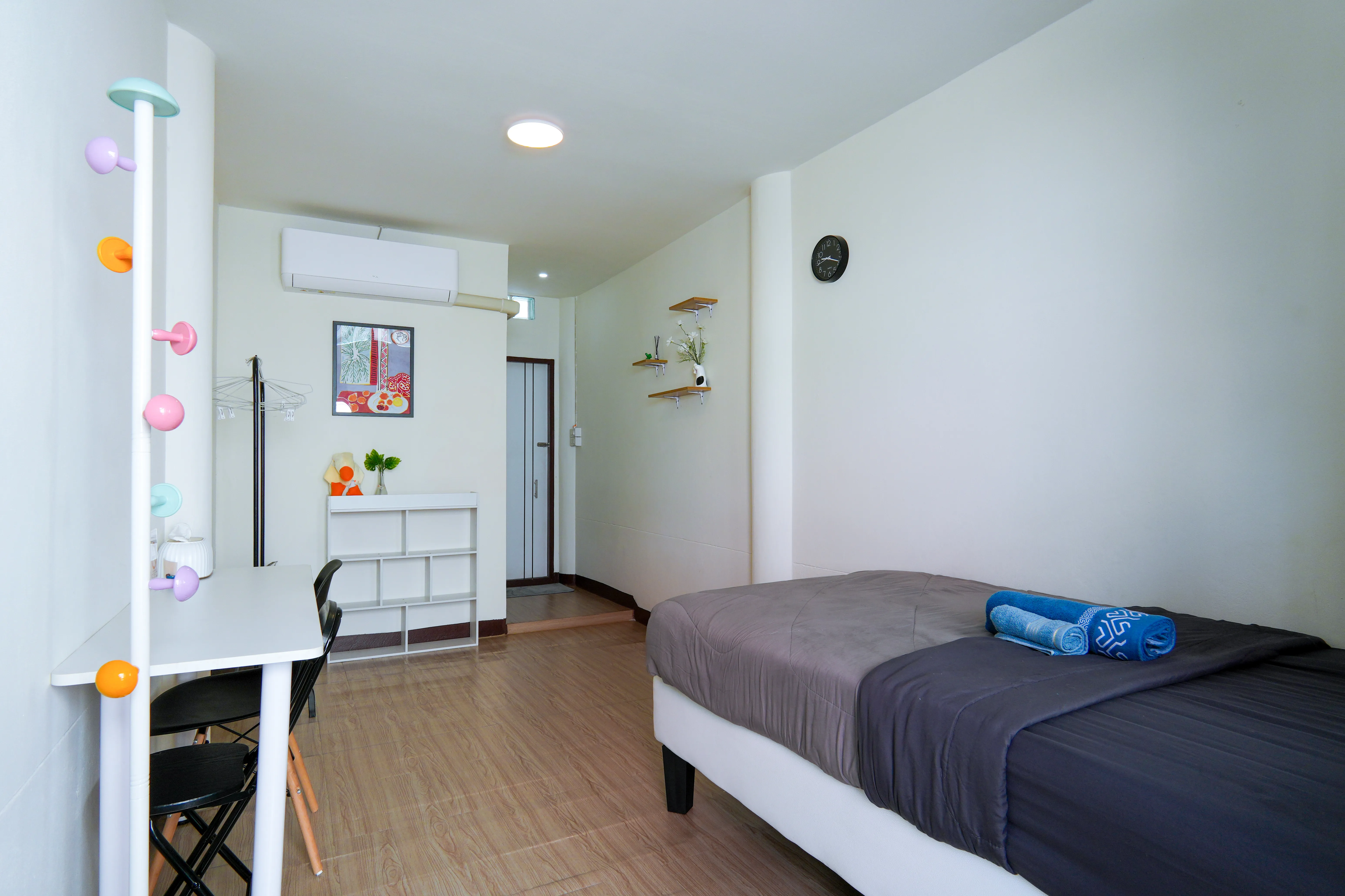 Room C - Cozy Single